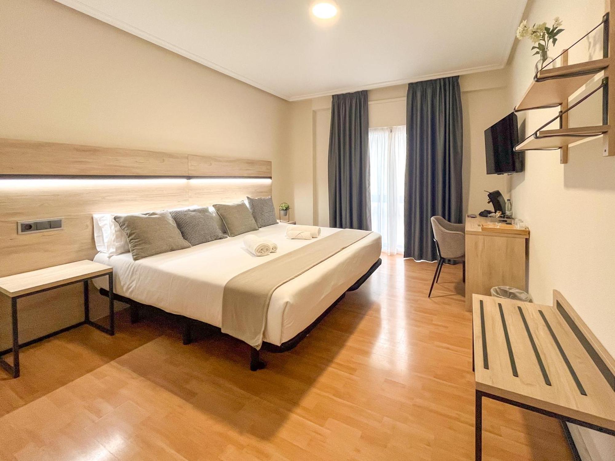 Vtz Hotel El Principe 萨拉戈萨 外观 照片
